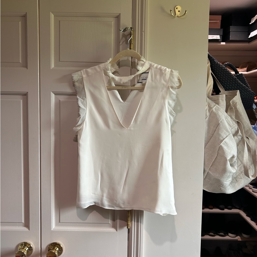 Alexis white top